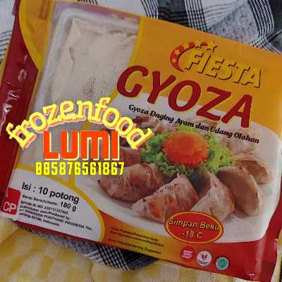 Fiesta Gyoza 180 grJogja Frozen Food Condongcatur Terbuat dari olahan daging ayam dan udang pilihan. Tersedia dalam ukuran 180gr.