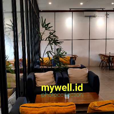 Buka warung saja tidaklah cukup walau di pinggir jalan dengan lalulintasnya yang ramai sekalipun. Belum lagi persaingan antar penjual makanan cukup ketat maka untuk itu perlu sekali lakukanlah......