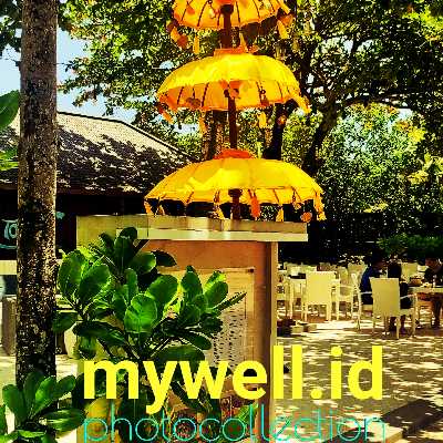 kalah bersaing dengan warung atau kios lainnya. Promosi itu tidak hanya waktu awal buka warung tetapi lebih dari itu yaitu harus promosi terus menerus....